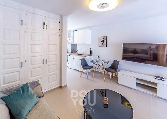 Paraiso Royal Арона